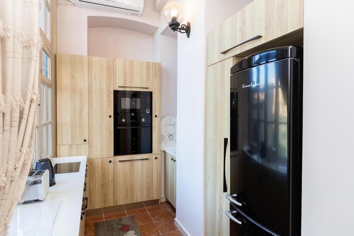 Stylish 2Br Apt In The Heart Of Old טביליסי מראה חיצוני תמונה